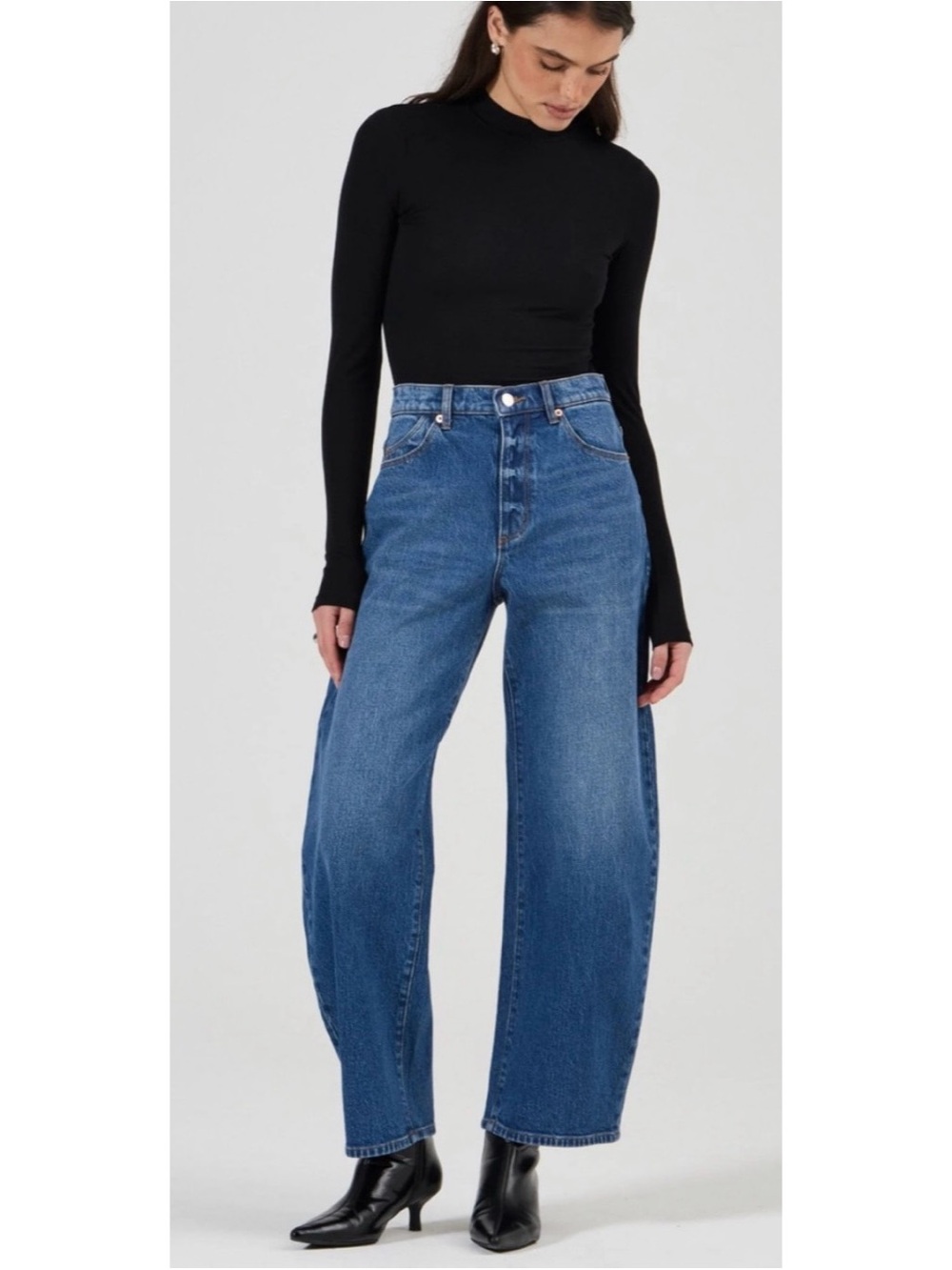 Classic High-Rise Wide Leg Jeans - Blue